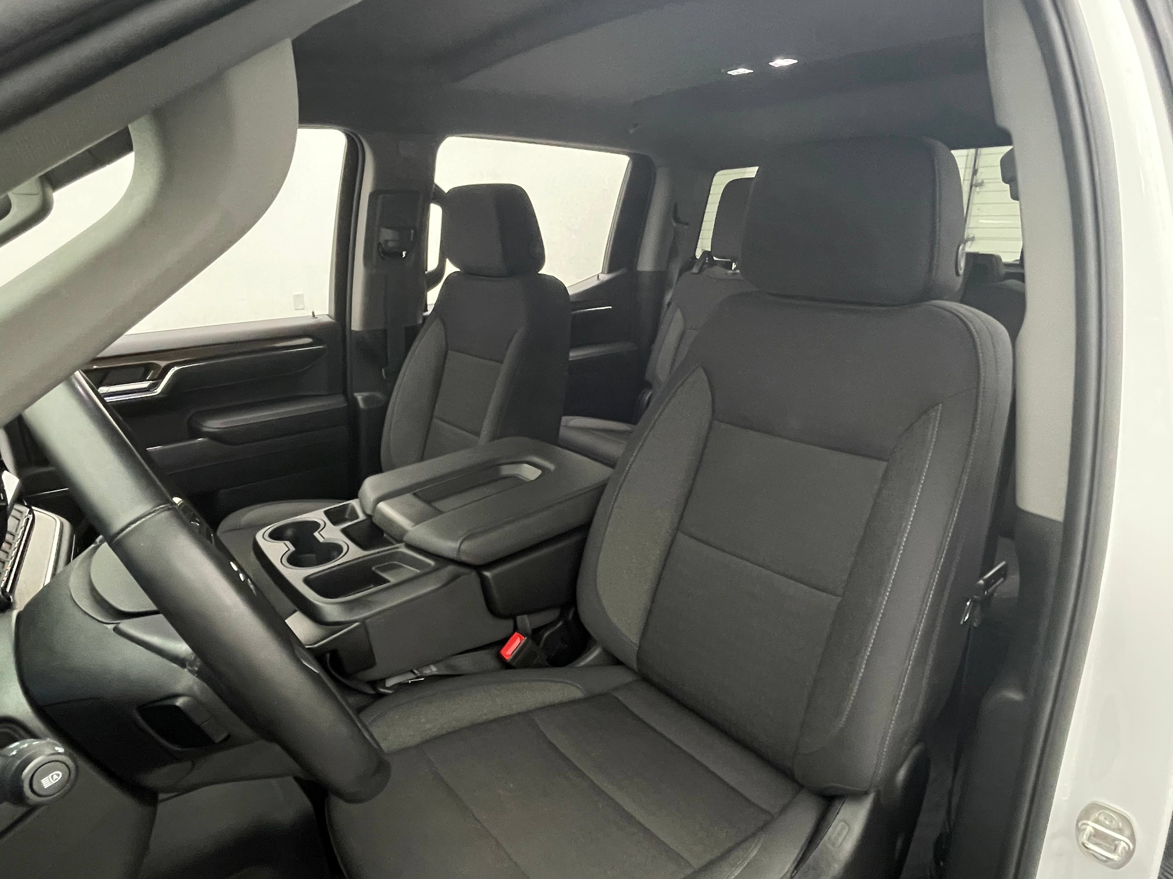 Used 2024 Chevrolet Silverado 1500 RST AWD/4WD image 17