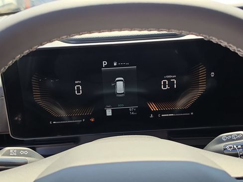 New 2027 Kia Carnival LX FWD image 31