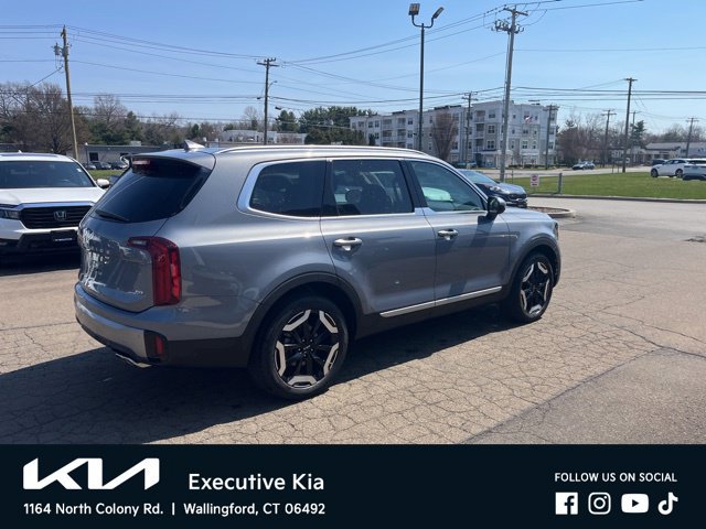 Certified 2025 Kia Telluride S AWD/4WD image 17