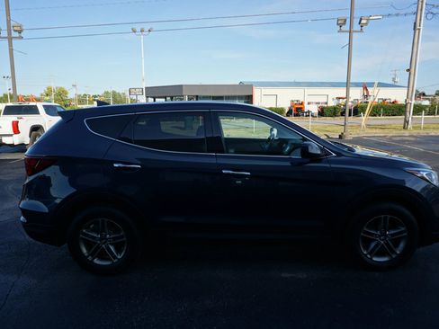 Used 2017 Hyundai Santa Fe Sport image 5