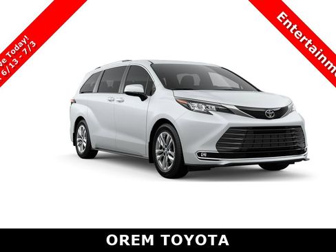 New 2026 Toyota Sienna Limited AWD/4WD image 15