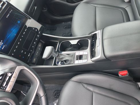 Certified 2024 Hyundai Tucson SEL w/ Convenience Package FWD image 24