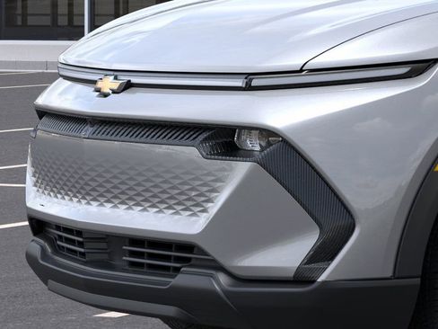 New 2026 Chevrolet Equinox EV LT image 15