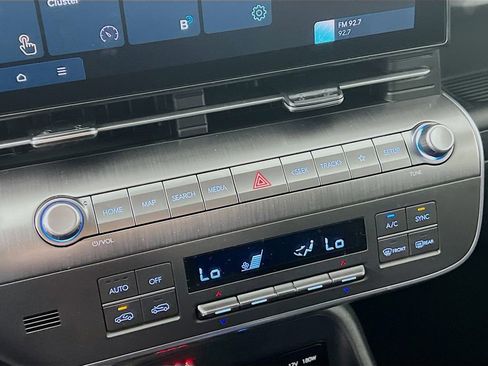 Certified 2025 Hyundai Kona SEL image 14