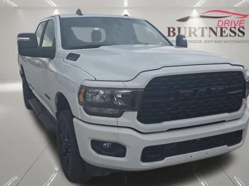 Used 2024 RAM 2500 Big Horn w/ Night Edition AWD/4WD image 34