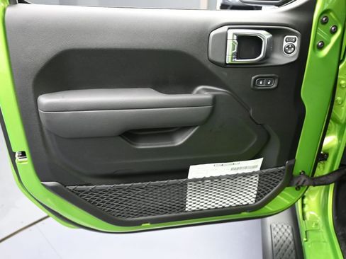 New 2026 Jeep Gladiator Sport image 12