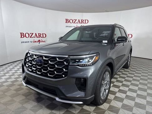 New 2026 Ford Explorer Platinum image 3