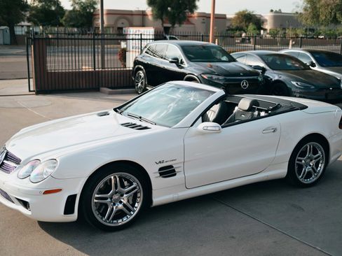 Used 2005 Mercedes-Benz SL 65 AMG image 9