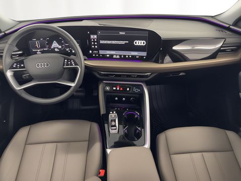 Used 2025 Audi Q5 Premium w/ Convenience Package AWD/4WD image 19