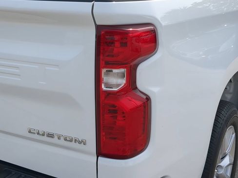 Used 2023 Chevrolet Silverado 1500 Custom RWD image 8