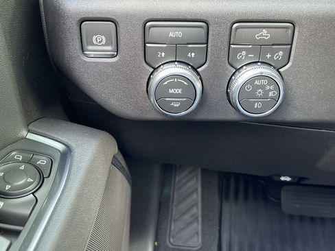 New 2026 GMC Sierra 1500 Elevation image 52