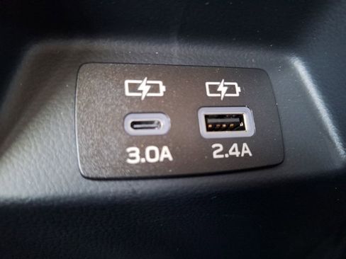 Certified 2025 Subaru Crosstrek 2.0i Premium image 19