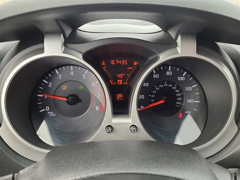 Used 2012 Nissan Juke SL image 18