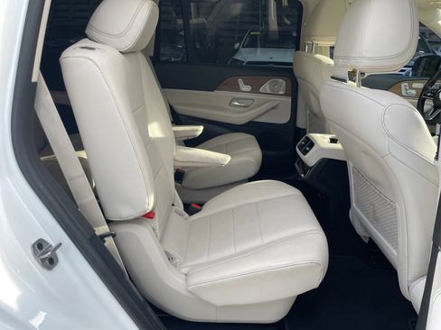 Certified 2023 Mercedes-Benz GLS 450 4MATIC image 48