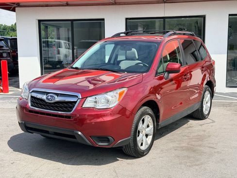 Used 2016 Subaru Forester 2.5i Premium w/ All-Weather Package AWD/4WD image 10