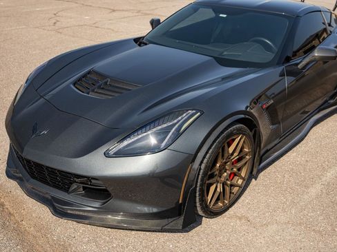 Used 2017 Chevrolet Corvette Z06 image 9