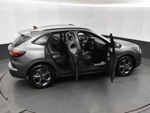 Used 2024 Ford Escape ST-Line FWD image 6