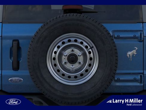 New 2025 Ford Bronco 4-Door image 24