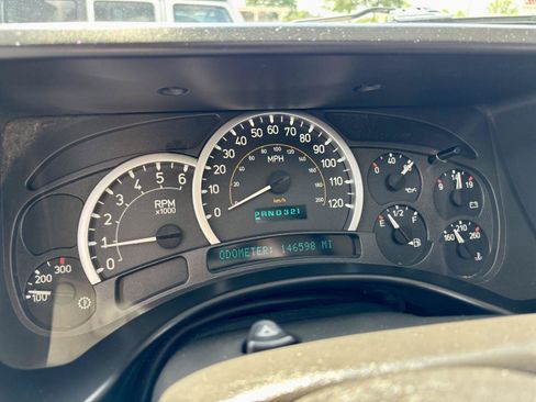 Used 2005 HUMMER H2 w/ Preferred Equipment Group AWD/4WD image 28