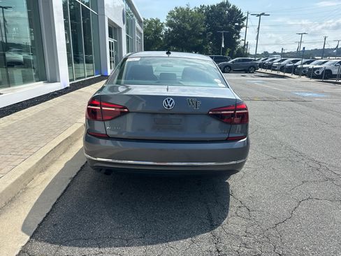Used 2019 Volkswagen Passat 2.0T Wolfsburg FWD image 6