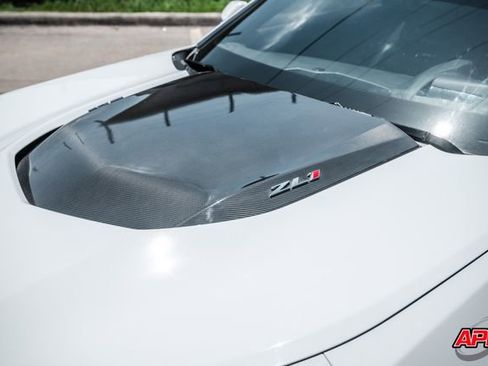 Used 2018 Chevrolet Camaro ZL1 RWD image 30