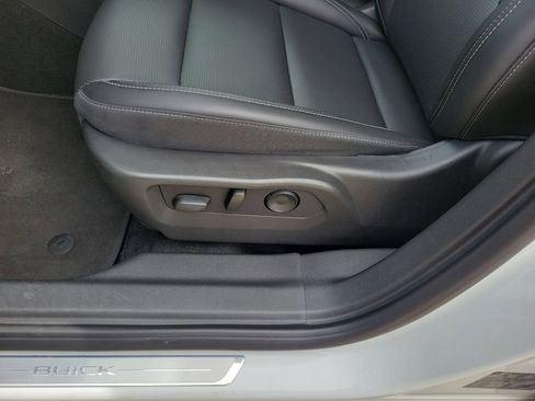 Used 2024 Buick Envision Preferred AWD/4WD image 11