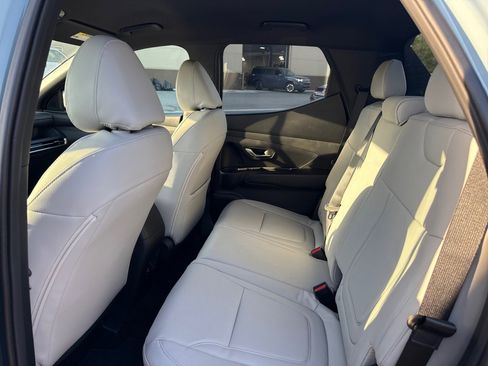 New 2026 Hyundai Santa Cruz SEL FWD image 16