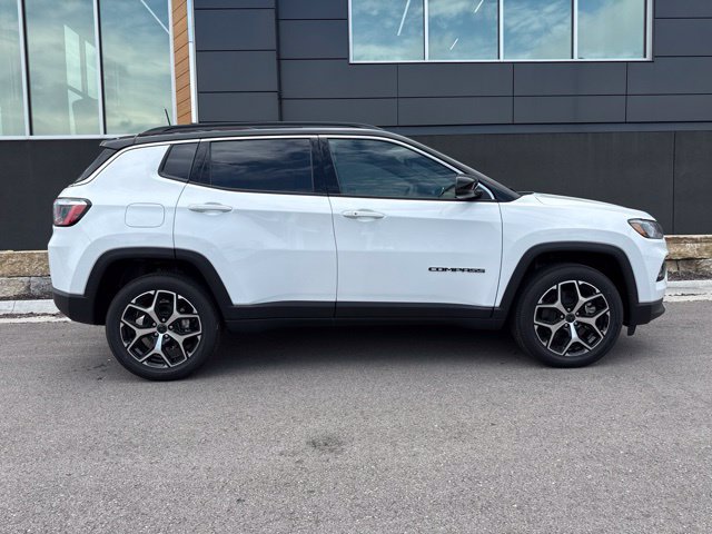 New 2026 Jeep Compass Limited AWD/4WD image 2