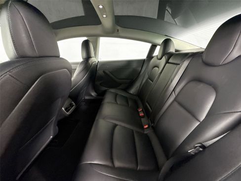 Used 2022 Tesla Model 3 Long Range image 27