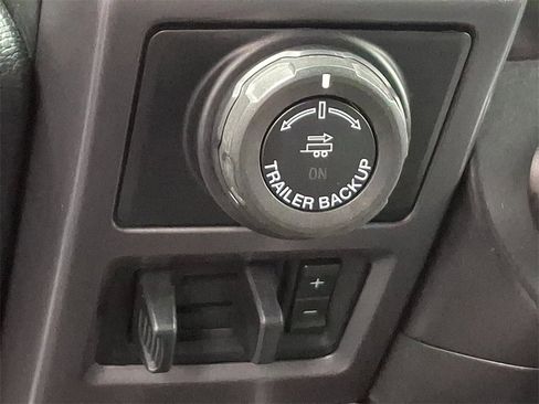 Certified 2020 Ford F150 XLT w/ Equipment Group 302A Luxury image 28