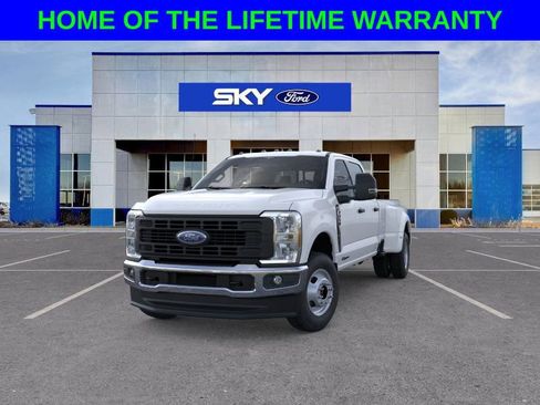 New 2026 Ford F350 XL image 2