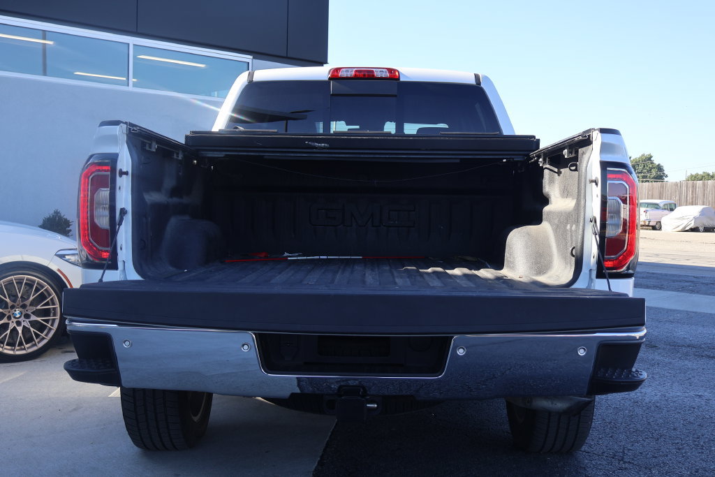 Used 2018 GMC Sierra 1500 SLT AWD/4WD image 16