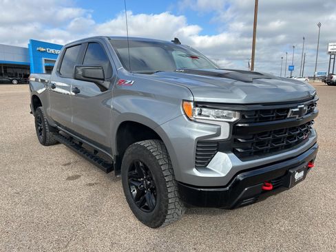 Certified 2023 Chevrolet Silverado 1500 LT Trail Boss w/ Convenience Package II image 7