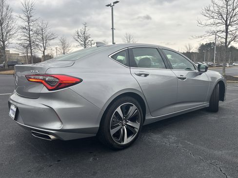 Used 2024 Acura TLX w/ Technology Package image 9
