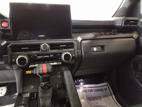 Used 2024 Toyota Tacoma TRD Pro AWD/4WD image 20