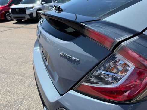 Used 2021 Honda Civic Sport image 6