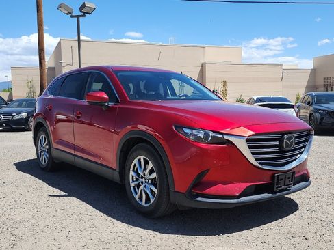 Used 2018 MAZDA CX-9 Touring w/ Touring Premium Package image 3