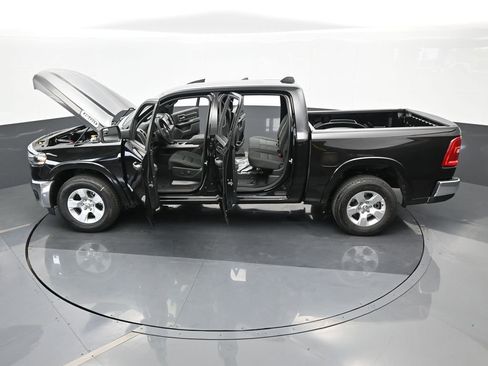 Used 2025 RAM 1500 Big Horn image 65