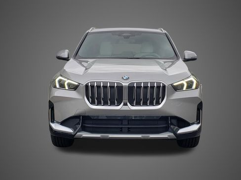 New 2026 BMW X1 xDrive28i w/ Technology Package AWD/4WD image 2