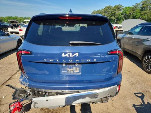 Used 2023 Kia Telluride EX w/ EX Captain's Chair Package FWD image 6