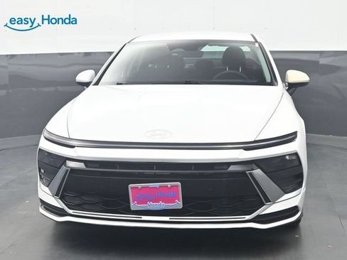 Used 2025 Hyundai Sonata SEL FWD image 2