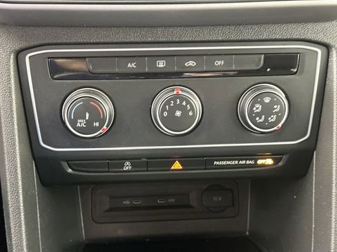 Used 2020 Volkswagen Atlas Cross Sport S image 13