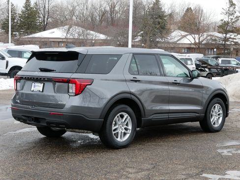 New 2026 Ford Explorer Active image 3