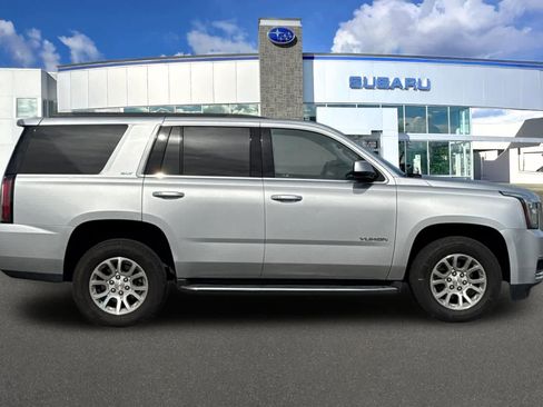 Used 2018 GMC Yukon SLT AWD/4WD image 6