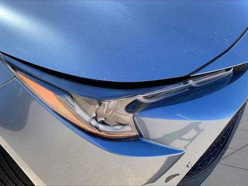 Used 2021 Toyota Corolla LE FWD image 25
