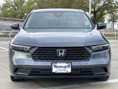 Used 2025 Honda Accord LX image 5