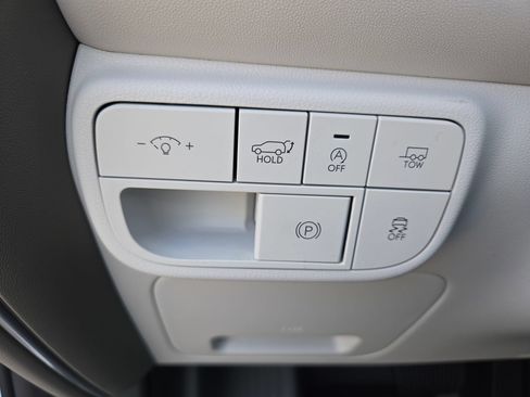 Certified 2026 Hyundai Palisade SEL FWD image 16