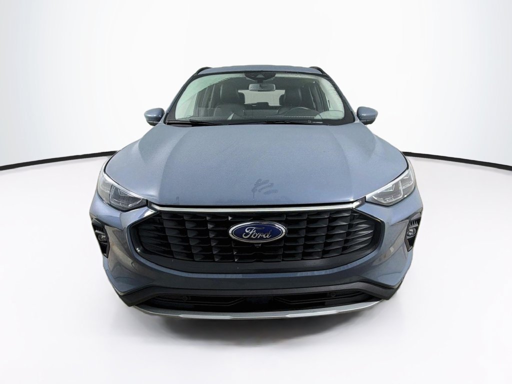 Certified 2024 Ford Escape Platinum AWD/4WD image 2