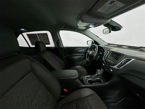Used 2021 Chevrolet Equinox LT image 29