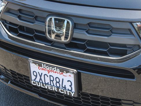 Used 2026 Honda Odyssey EX-L image 6
